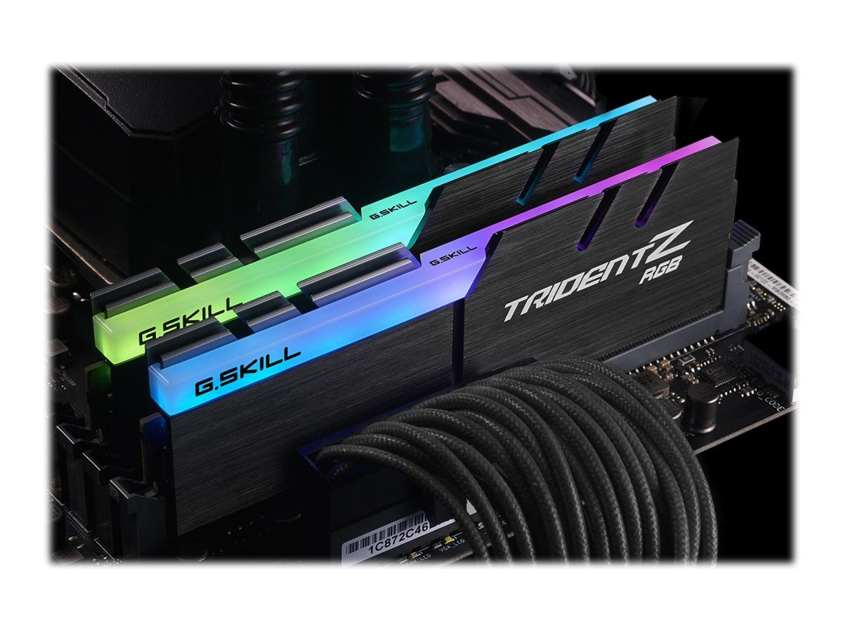 G.SKILL F4-2666C18D-16GTZR G.Skill Trident Z RGB DDR4 16GB (2x8GB) 2666MHz CL18 1.2V XMP 2.0_4