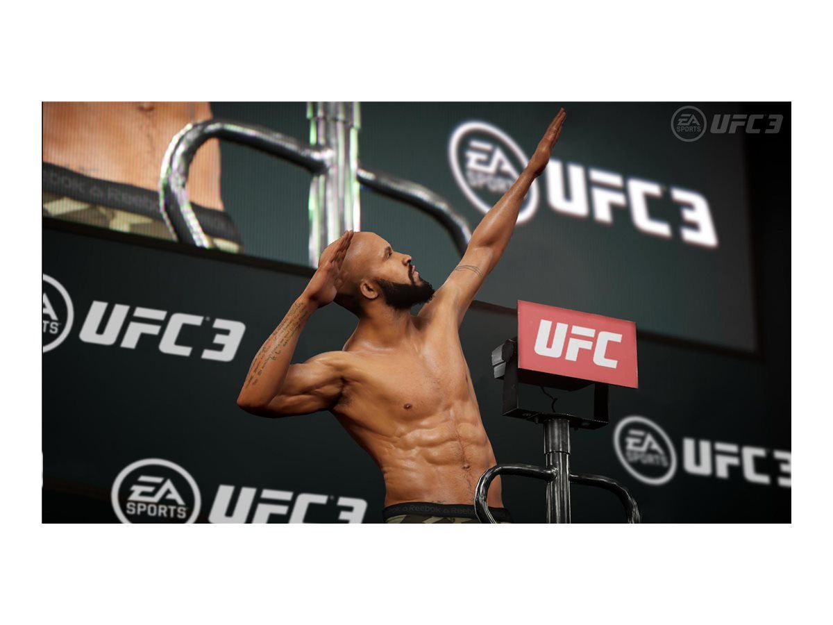 EA UFC 4 PS4 CZ/HU/RO (P)_5