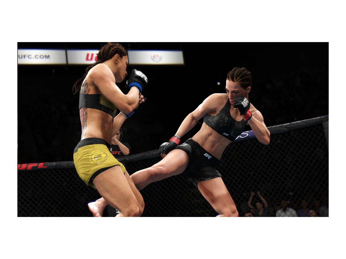 EA UFC 4 PS4 CZ/HU/RO (P)_7
