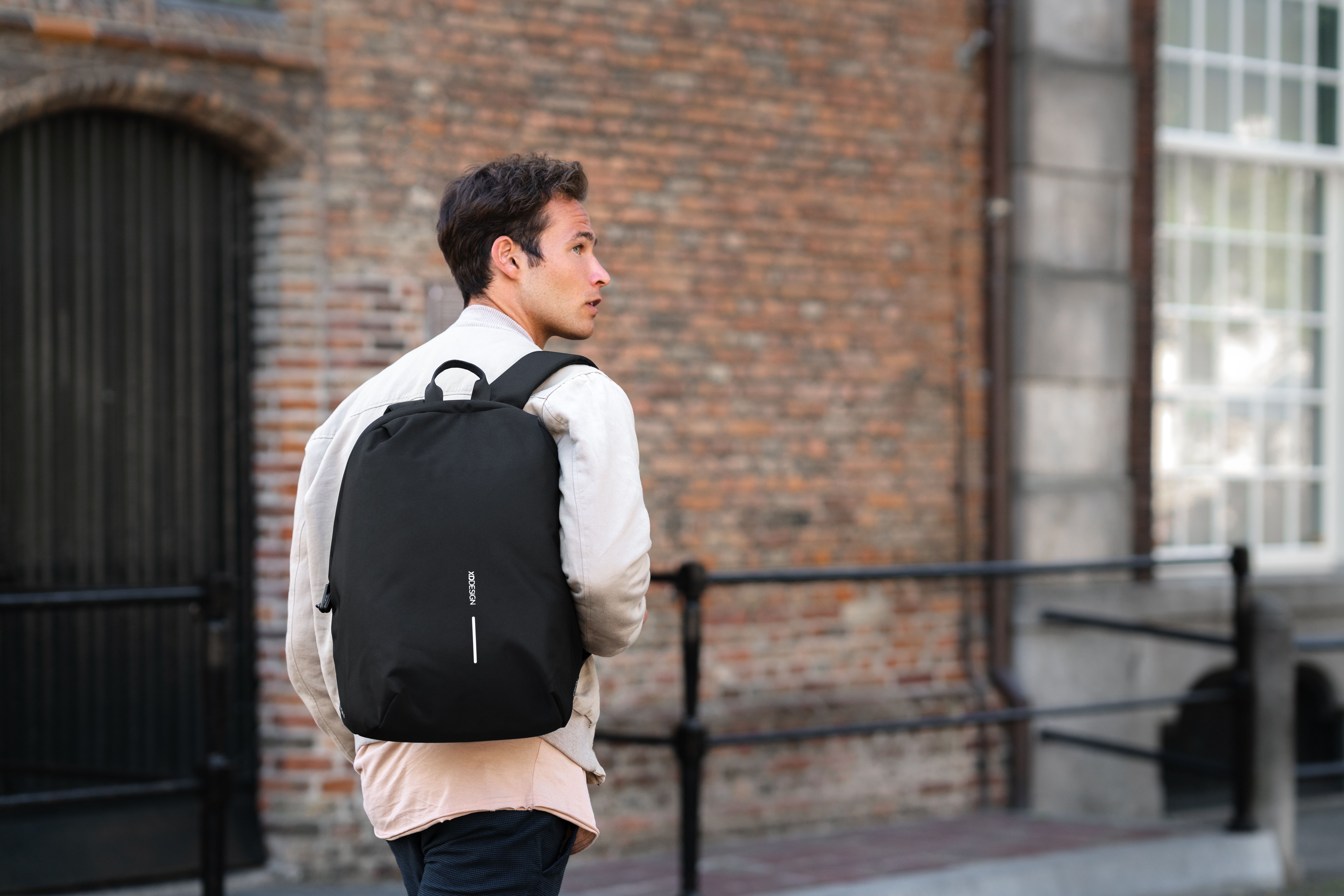 XD DESIGN ANTI-THEFT BACKPACK BOBBY SOFT BLACK P/N: P705.791_12