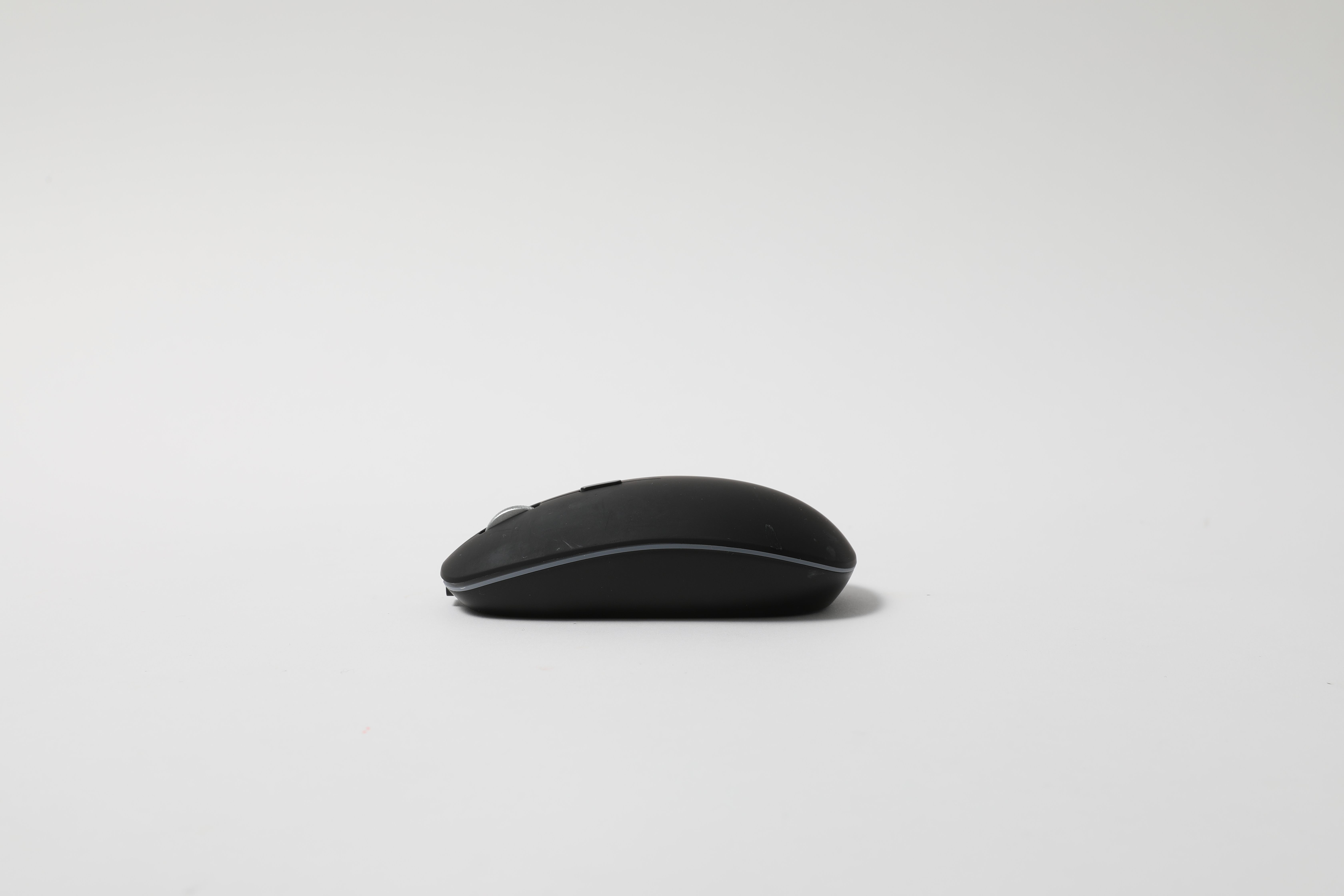 Wireless computer mouse with high-speed charging function POUT HANDS 4 black color_2