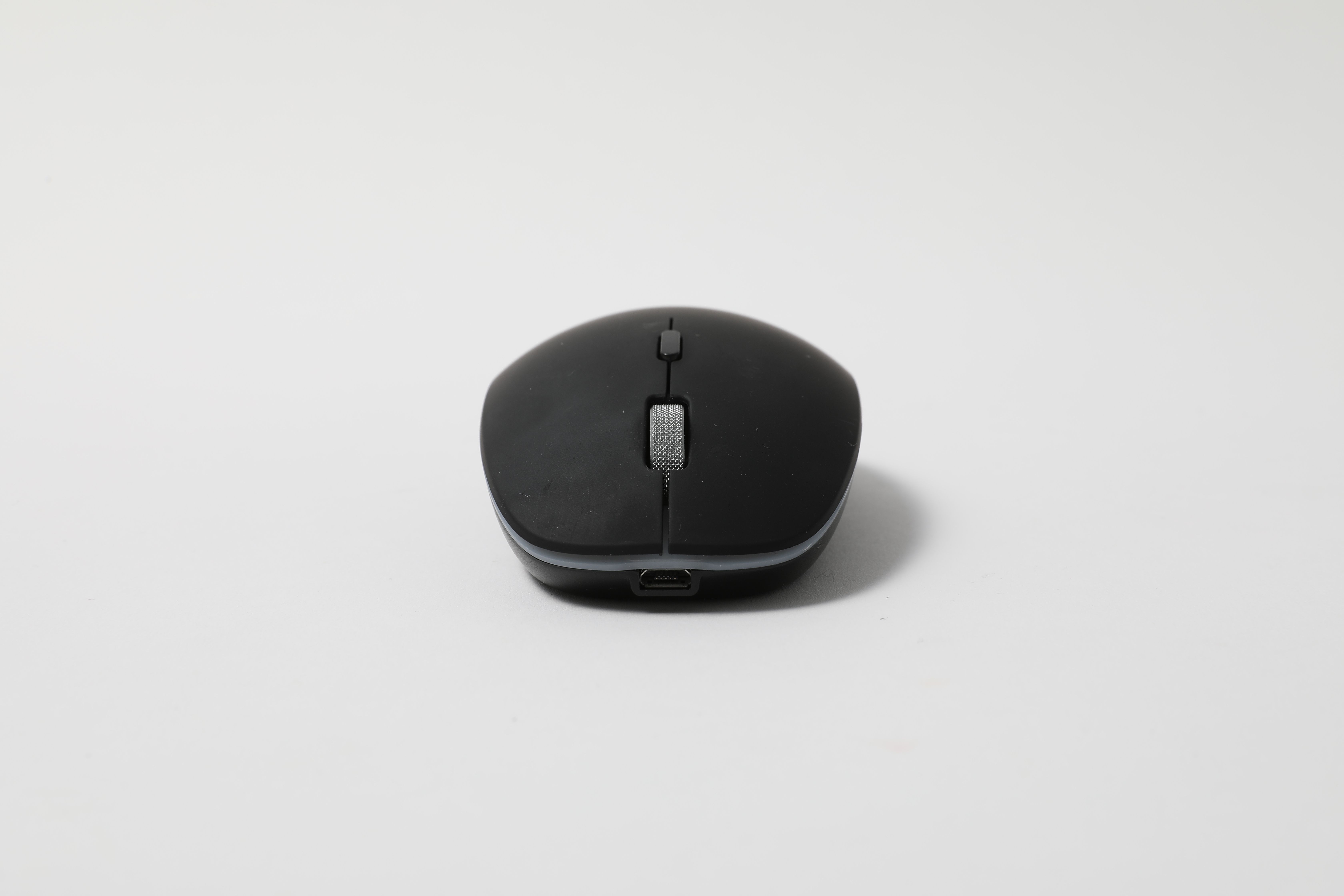 Wireless computer mouse with high-speed charging function POUT HANDS 4 black color_3