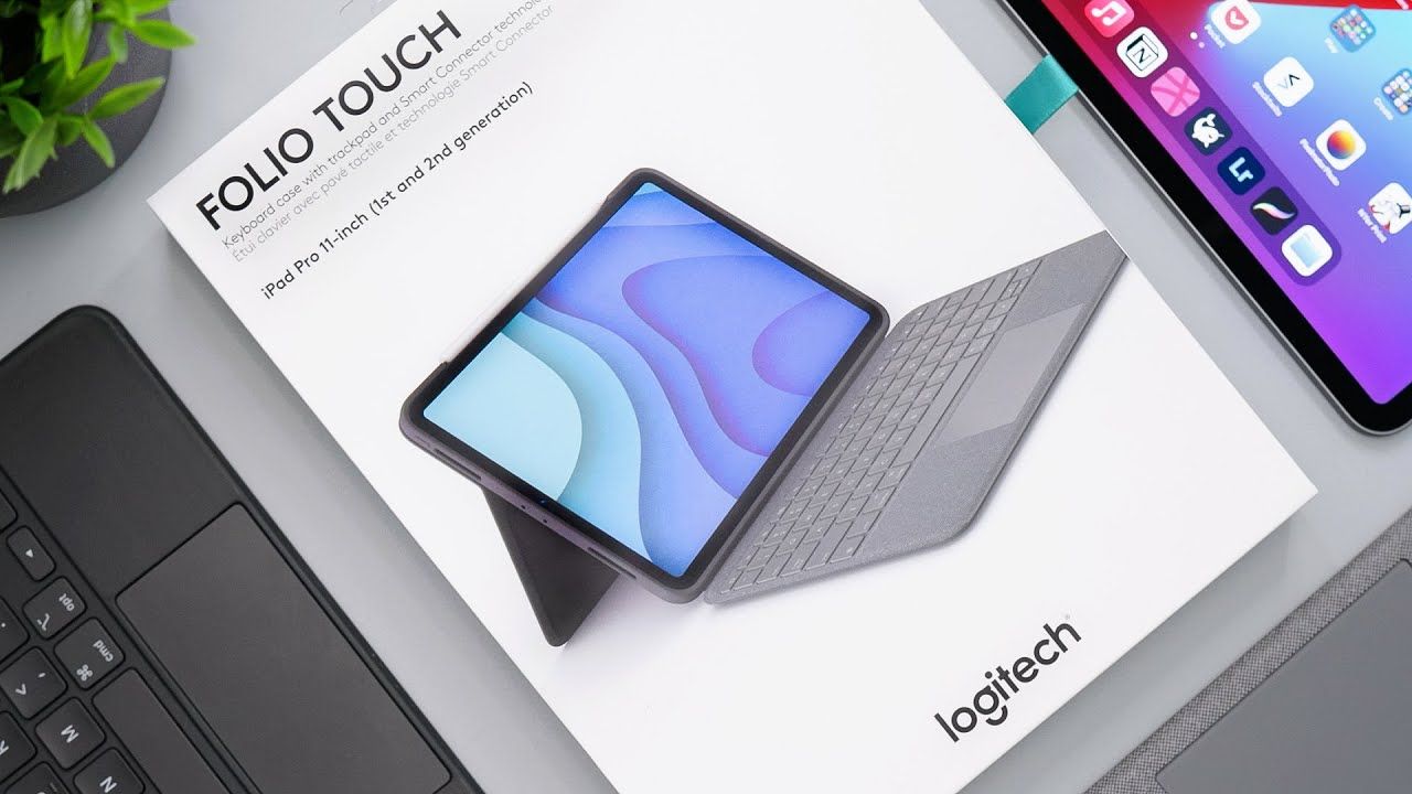 Logitech FOLIO TOUCH Backlit keyboard case with trackpad and Smart Connector for iPad Pro 11-inch and iPad Air (4th gen)_1