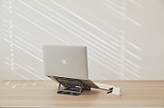 Aluminum portable laptop stand POUT EYES 3 ANGLE silver_5