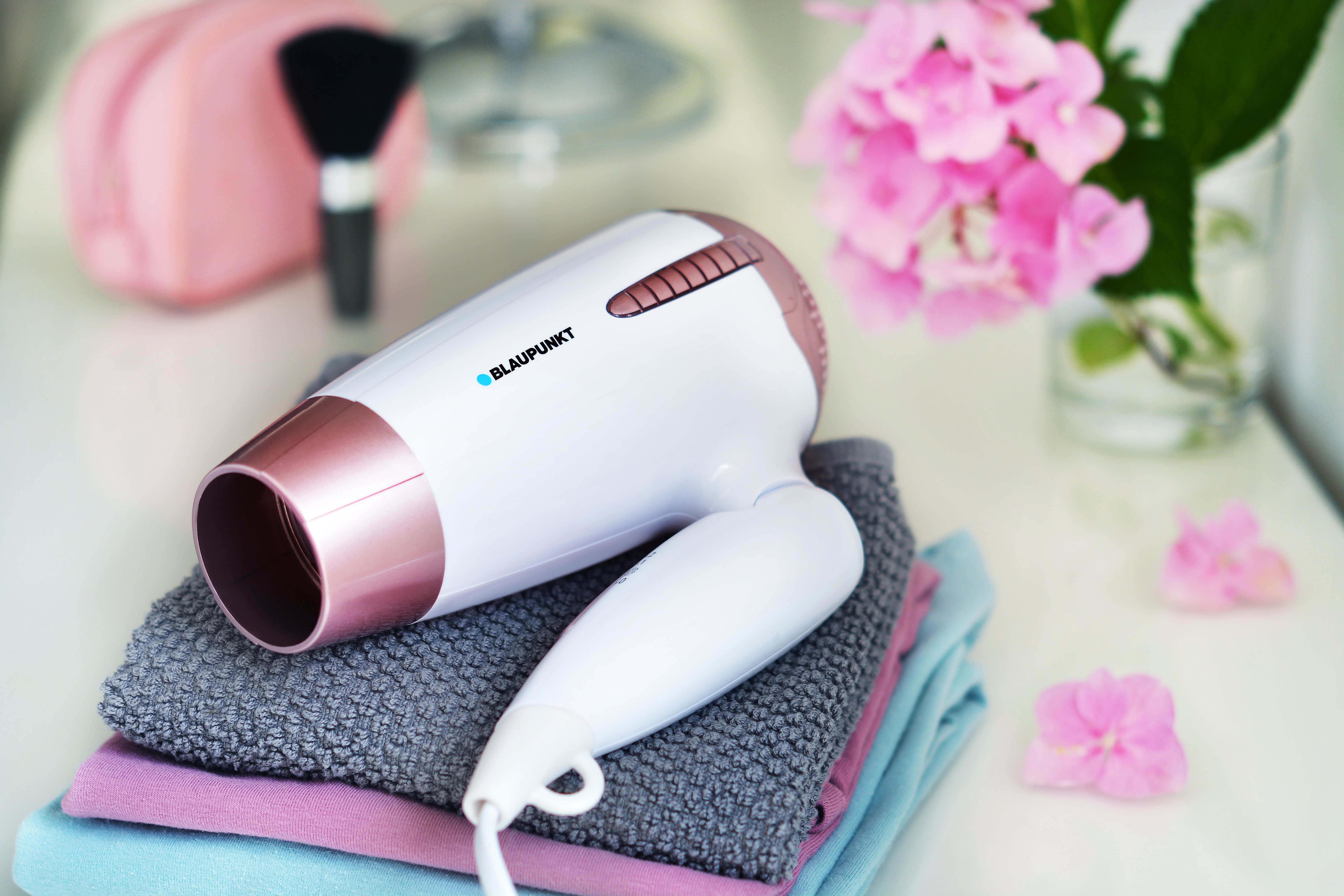 Blaupunkt HDD301RO hair dryer 1200 W White_4