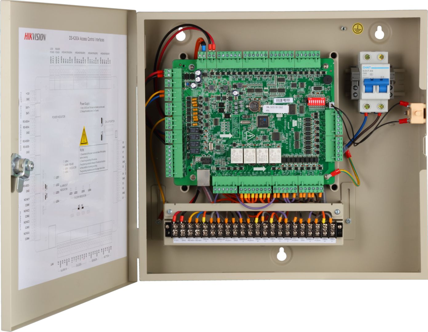 Centrala control acces Hikvision 4 usi ( 4 x cititoare Wiegand sau 8 x cititoare RS485), DS-K2604T Compatibilitate cititoare: 4 x Wiegand sau 8 x RS485 Capacitate de stocare: 100,000 cartele si 300,000 evenimente Intrari: 4 alarm input, Door Magnetic x4, Door Switch x4, Case Input x8