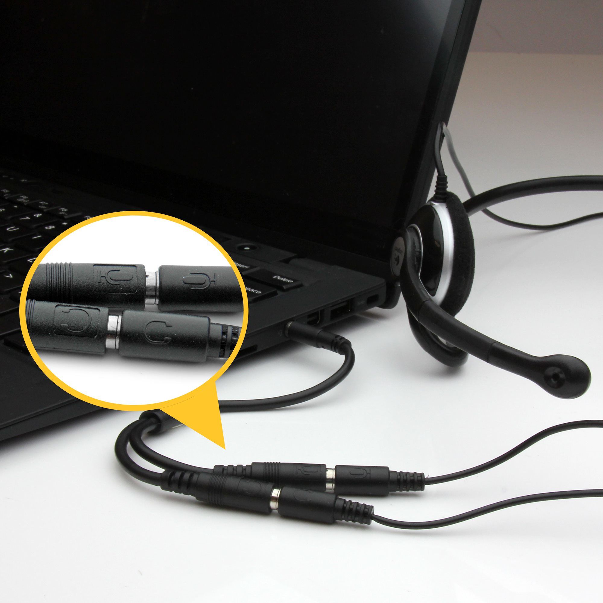 HEADSET ADAPTER - STEREO / MIC/._5