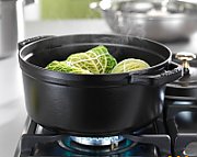 Staub Round Cast Iron Pot - Black  1.7 ltr_8