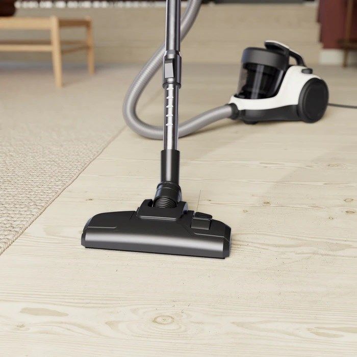 Electrolux ECC21-2IW 1.3 l black & white bagless hoover_4