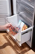 MPM-304-ZF-12 freezer Freestanding Inox_5