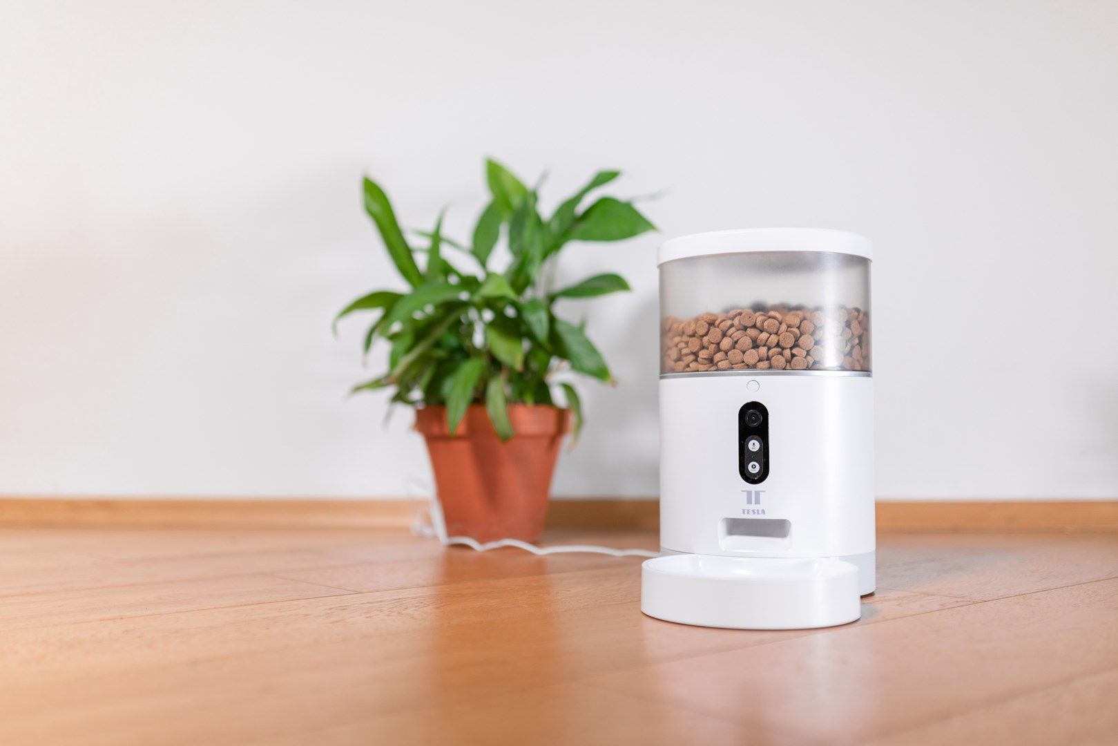 TESLA TSL-PC-BL4C Smart Pet Feeder Camera_13