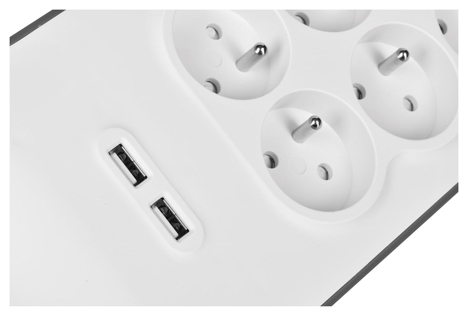 Belkin BSV604ca2m White 6 AC outlet(s) 2 m_3