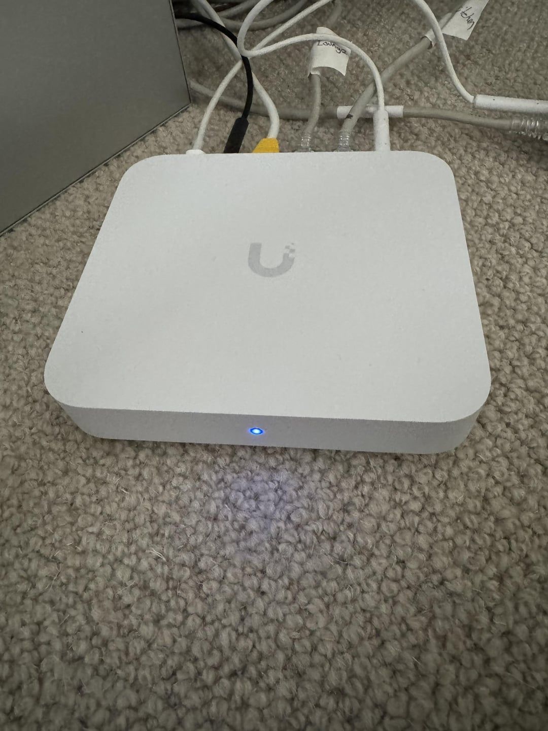 Ubiquiti UXG-Max-EU multi-WAN UniFi gateway with full 2.5 GbE support for high-performance networking at small-to-medium sites, Up to 1.5 Gbps routing with IDS/IPS_4