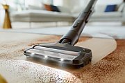 Philips 8000 Series Aqua Plus XC8349/01 Cordless Vacuum_9