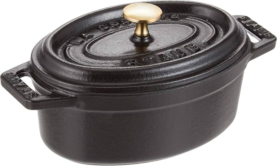 Mini cast iron oval pot Staub - 250 ml